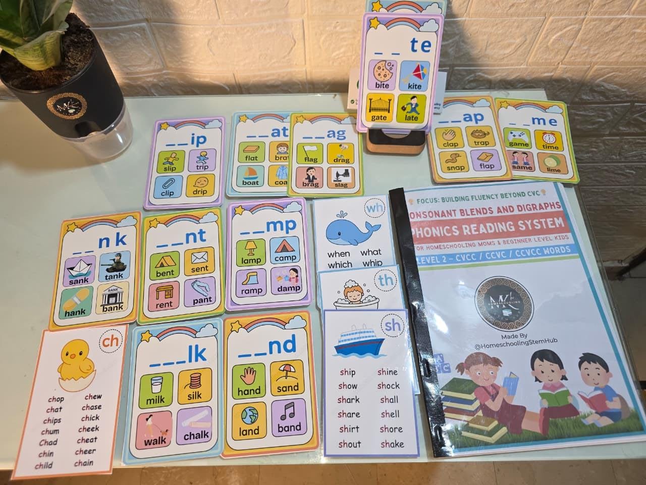 English Phonics Reading System (Level 1–4)